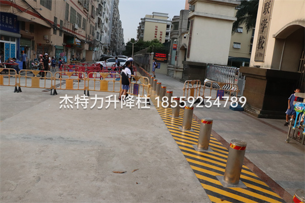 杰特力-學(xué)校門口擋車防撞柱