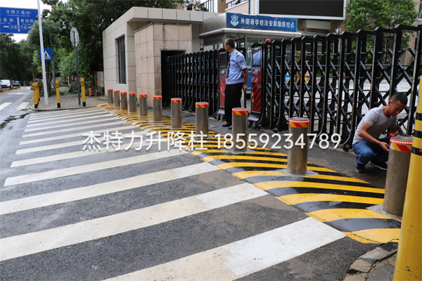 杰特力-外國語學校門口升降柱